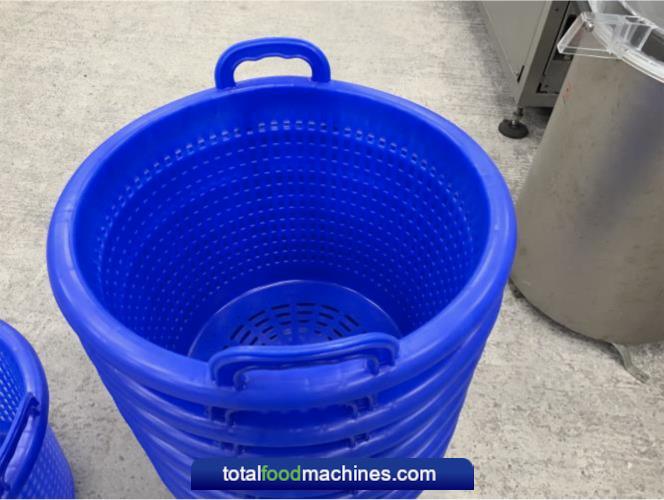 Blue Salad Spinner Baskets 